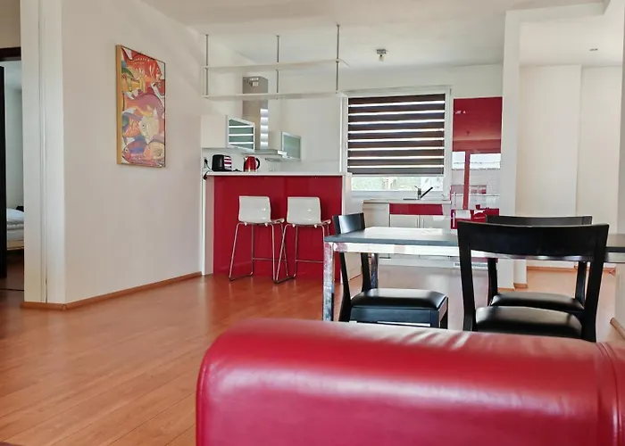 Entrez Cassovar Apartment